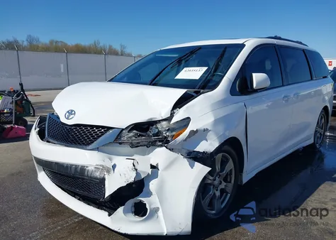 2017 Toyota Sienna Se Premium 8 Passenger from USA, damaged, VIN 5TDXZ3DC8HS871148